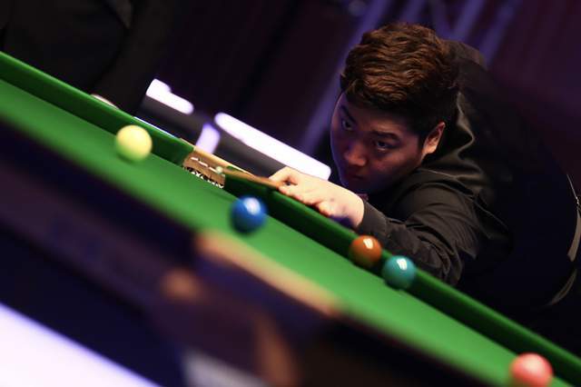 足协关系的 足协关系的